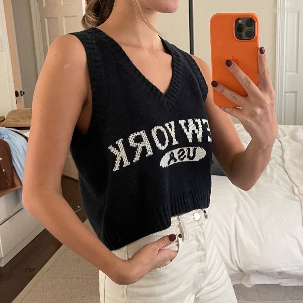 Princess Polly New York Sweater Vest navy Size M/L